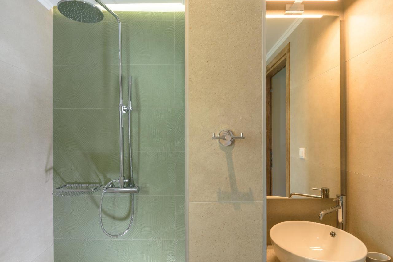 Indigo Luxury Apartment Agios Nikolaos  Bagian luar foto